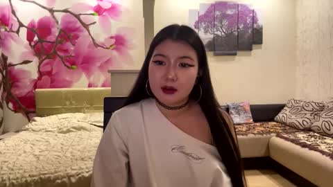 Eri online show from March 17, 6:45 pm