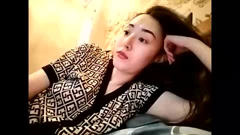 Effy online show from November 25, 5:37 pm