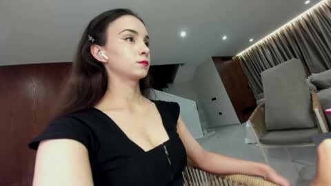 Erik and Alice online show from April 18, 3:31 am