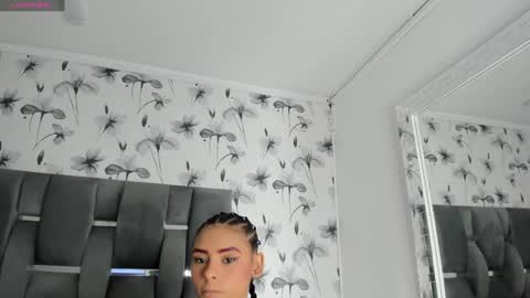 Snapshot of ehotloveaxxx chatting on December 15, 2:37 pm Valery online show from December 15, 2:37 pm