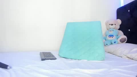 eileenclark online show from May 12, 4:13 pm