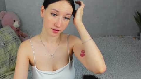 eileenmoores online show from November 30, 5:39 pm