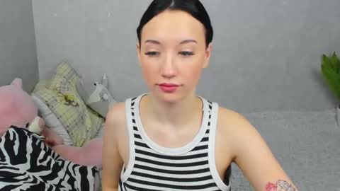 eileenmoores online show from February 6, 9:29 pm