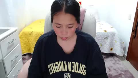 eileenmost online show from December 10, 12:17 am