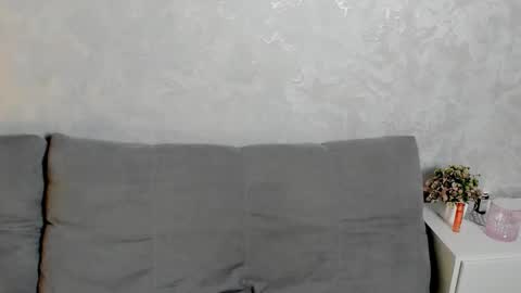 EiraWise online show from December 2, 1:07 am