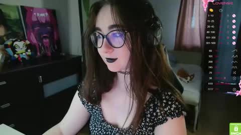 If you like it when I meow give me a thumbs up online show from September 18, 8:46 am