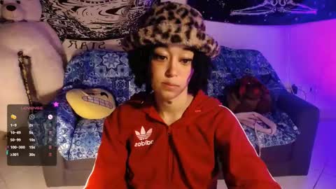 Ela  Help me reach 100 thumbs up online show from February 14, 10:38 am