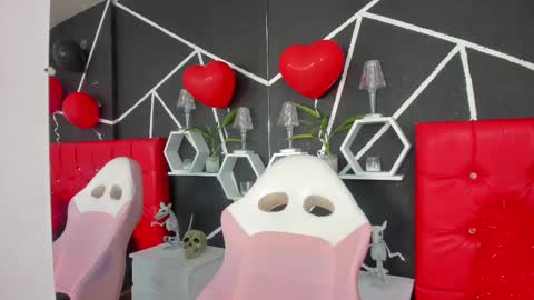 Ela online show from March 2, 7:19 pm