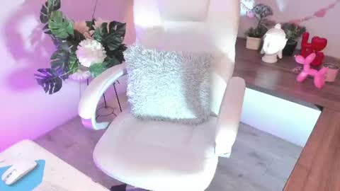 ELA online show from July 2, 12:32 am