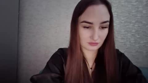 Elaine Bell online show from February 19, 2:27 pm