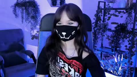 Your sweet girl online show from April 2, 4:26 pm