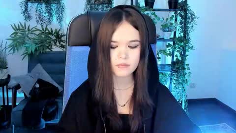 Your sweet girl online show from November 22, 9:50 pm