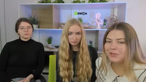 Snapshot of elara_jadie chatting on October 7, 8:41 am Elara online show from October 7, 8:41 am