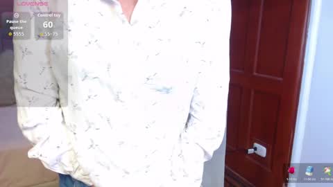 eleanor online show from April 10, 2:56 pm