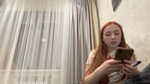 Lois online show from April 12, 7:27 pm