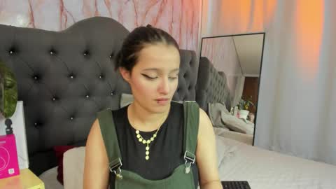 Elecktra online show from November 5, 8:14 pm