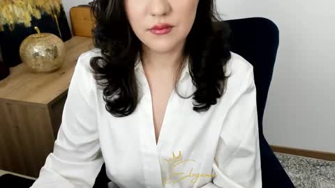 eleganzavogue online show from November 21, 10:06 am