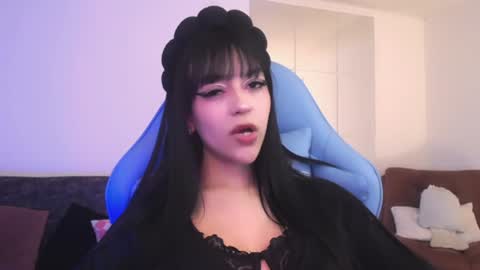 Snapshot of elektra_sky11 chatting on December 3, 5:45 pm Elektra Sky online show from December 3, 5:45 pm