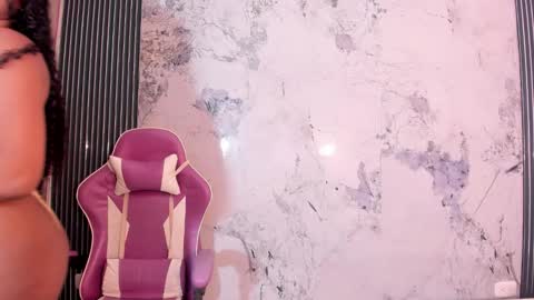 elena_wolff online show from December 22, 11:57 am