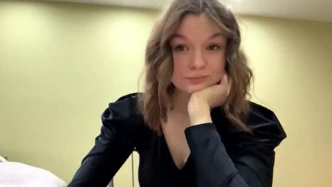 Mila online show from February 27, 5:24 pm