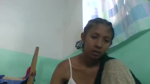 eliah193653 online show from December 14, 5:57 am