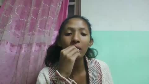 eliah193653 online show from April 15, 8:04 am