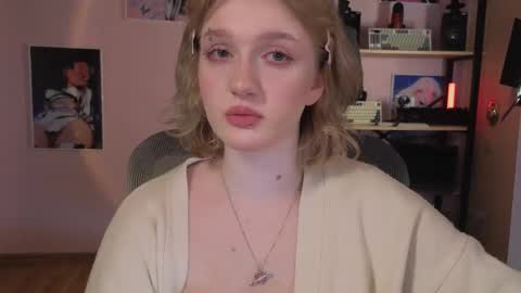 Ellie online show from February 20, 6:19 am