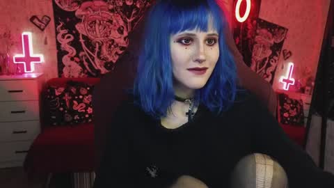 Snapshot of elika_kay chatting on January 24, 10:19 pm  MORE ME   online show from January 24, 10:19 pm