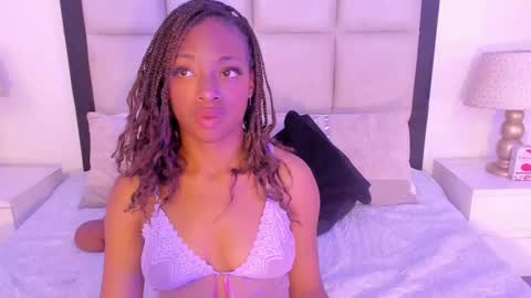 elisabettamonroy online show from January 15, 5:52 pm