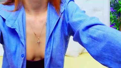 Snapshot of elisacharm chatting on October 20, 4:26 am ElisaCharm online show from October 20, 4:26 am