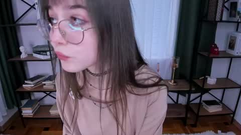 Elis online show from April 11, 8:40 am