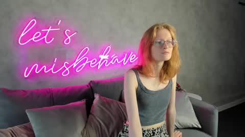 Snapshot of elizabeth_harpper chatting on January 29, 8:08 am Elizabeth online show from January 29, 8:08 am