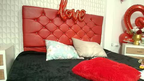 elizabetth_roman online show from February 24, 9:24 pm