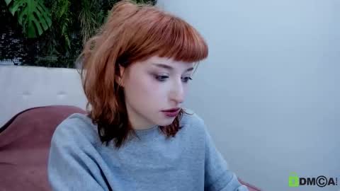 Eliza online show from November 29, 9:52 pm