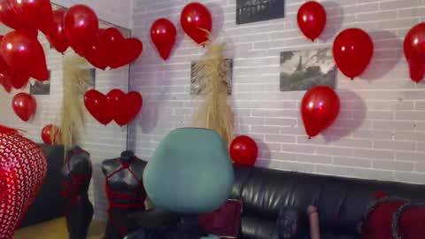   online show from February 19, 9:14 pm