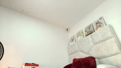 Eliza online show from February 13, 10:11 pm