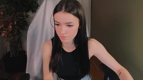 elizzza_ online show from October 24, 5:47 am