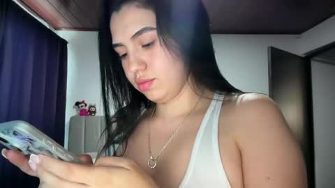 Ella  online show from June 20, 9:29 pm