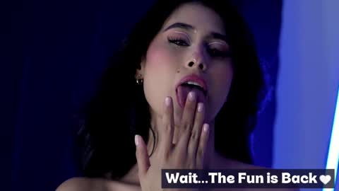 ELLA OWEN online show from March 15, 3:41 am