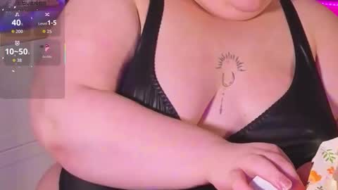 ellagoddes online show from March 31, 5:13 pm