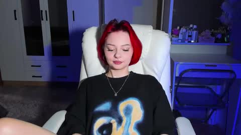 Snapshot of ellales chatting on September 12, 9:18 am ellales online show from September 12, 9:18 am