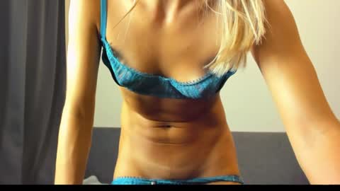 ellen_flow online show from May 23, 8:40 pm