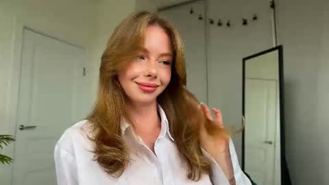 Snapshot of elli_harmon chatting on September 13, 12:24 pm Ellie  ---Ill see you either on Wednesday or Thursday and definitely on Saturday and Sunday online show from September 13, 12:24 pm