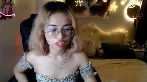 ellieyun online show from September 30, 12:33 pm