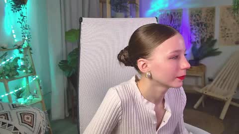 Elli online show from April 12, 7:55 am