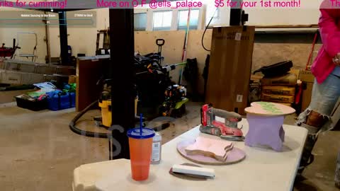 Ella Bella Bo Bella online show from April 19, 7:16 pm