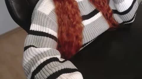 Elly online show from February 21, 1:34 pm