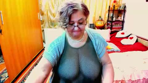 ellyhot53 online show from November 29, 12:03 am