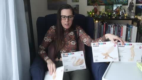 Elly Naomi online show from January 10, 4:20 pm