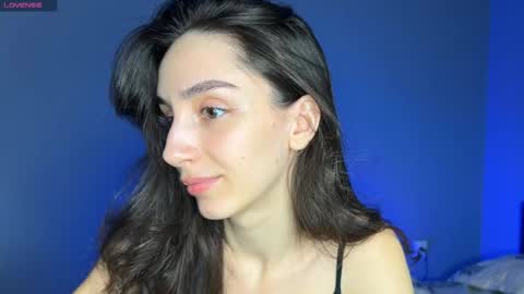 Im online Fri Sun Mon Tue Thu Fri Sat3 from 1000 online show from February 17, 3:33 pm